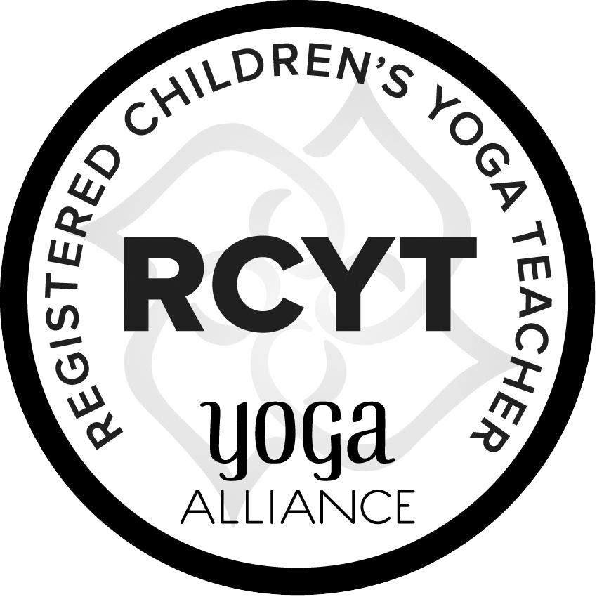 全米ヨガアライアンスRCYTのロゴ